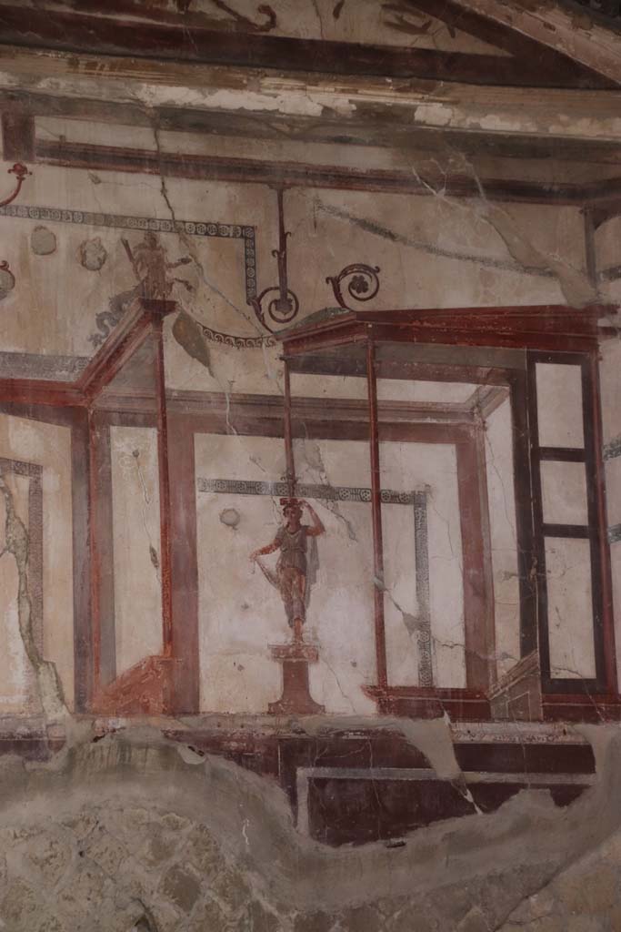 VI.17 Herculaneum. September 2019.
Detail of Caryatid from east end of north wall of triclinium 13. Photo courtesy of Klaus Heese.